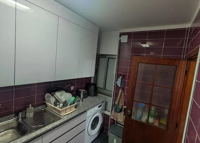 Apartment T1 Beside Train Station Coimbra